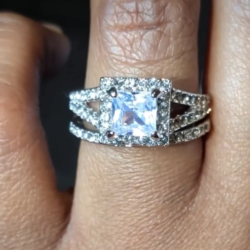 Womens 4 Ct Intricate Detailed Lab Created Diamond Engagement Ring Set Sz7